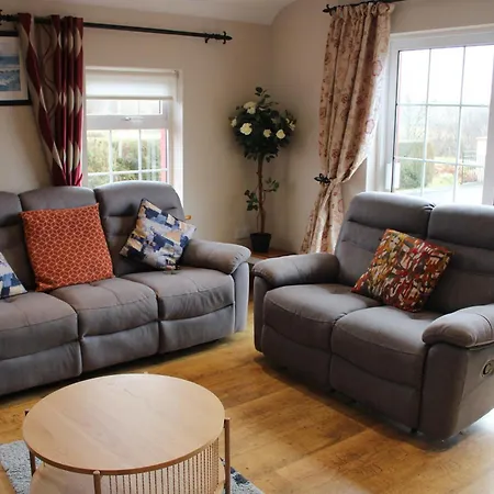 Ellen's Mountcharles