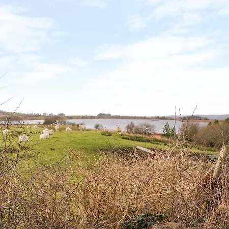 בית נופש Ellen's *