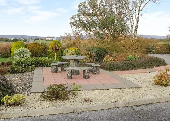 Ellen's Tatil Evi Mountcharles